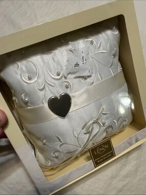 Lenox Ivory Satin Ring Pillow with Heart Charm